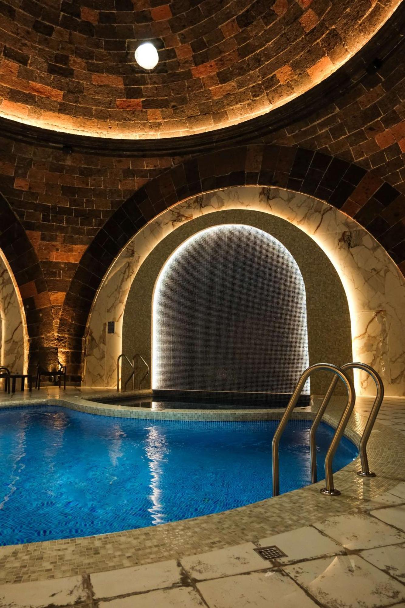 Radisson Hotel & Spa Gyumri Extérieur photo
